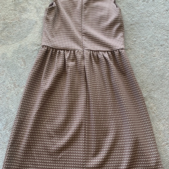 ann taylor loft size 0 scalloped sleeve dress mauve pink - Picture 4 of 4